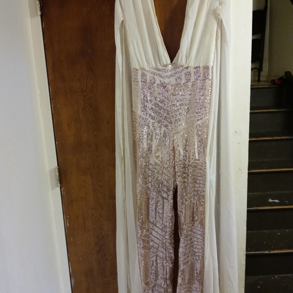 Jumpsuit - Picture 1 of 3